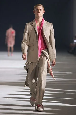 Look 16